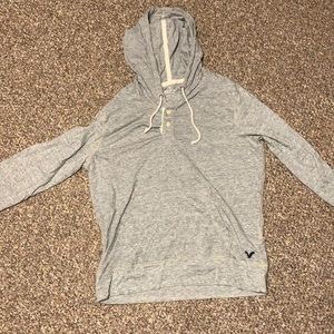 American Eagle Long Sleeve Pullover with hood
